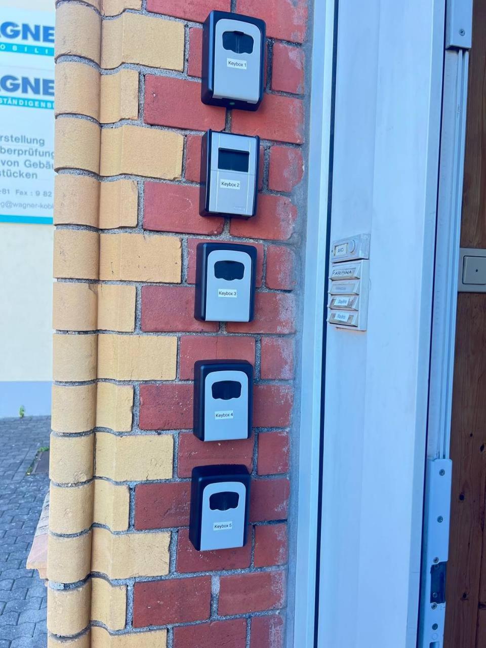 Koblenz Corner Rooms Exterior foto